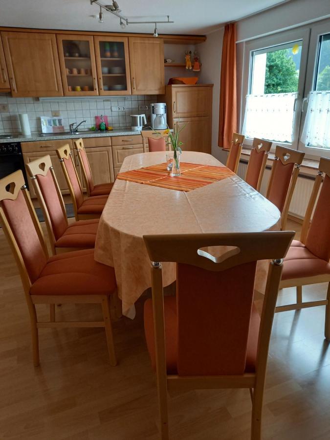 Ferienwohnung "Maresi" Медебах Екстериор снимка