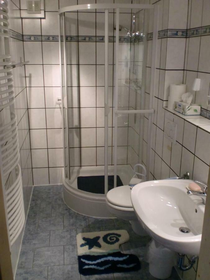 Ferienwohnung "Maresi" Медебах Екстериор снимка